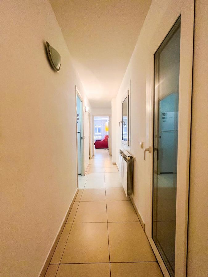 Апартаменты Apartamento Ontario En El Centro De Andorra La Vella Con Parking Экстерьер фото