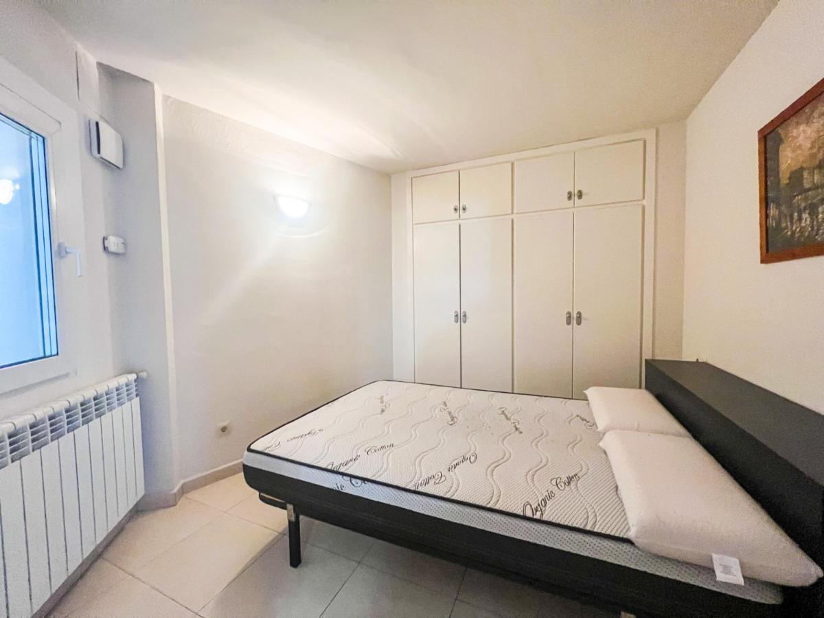 Апартаменты Apartamento Ontario En El Centro De Andorra La Vella Con Parking Экстерьер фото