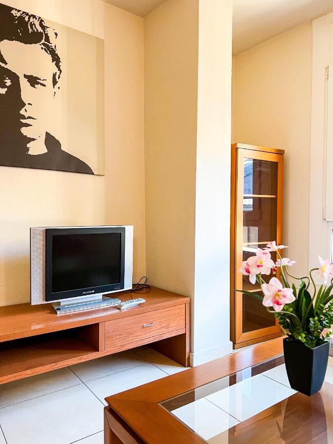 Апартаменты Apartamento Ontario En El Centro De Andorra La Vella Con Parking Экстерьер фото